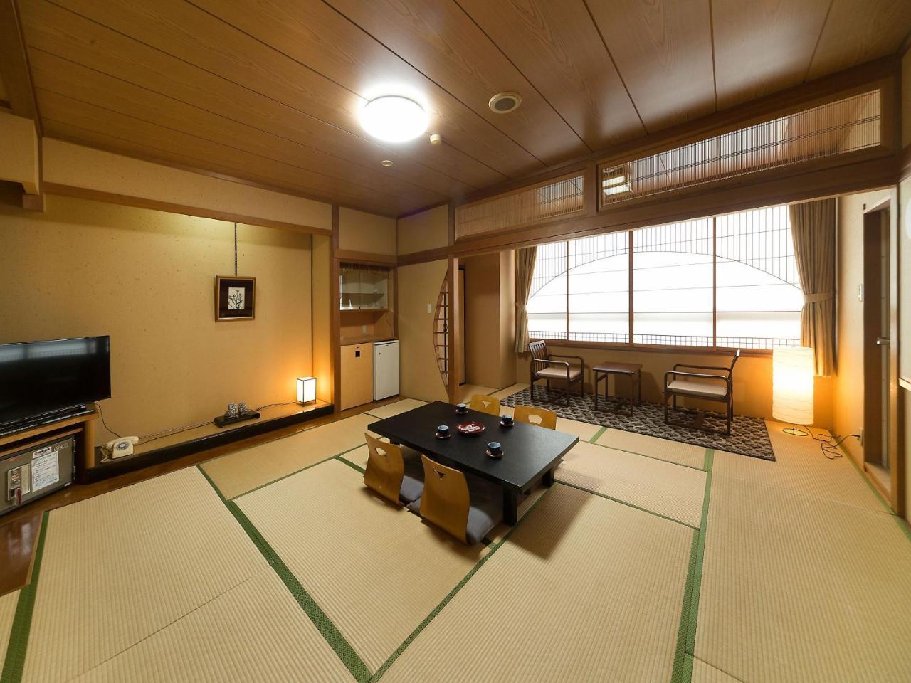 Awara Onsen Hot Spring Koubou Gurabaatei Hotel Kültér fotó
